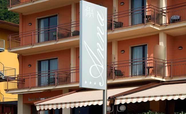 Hotel Anna 말세진느 외부 사진