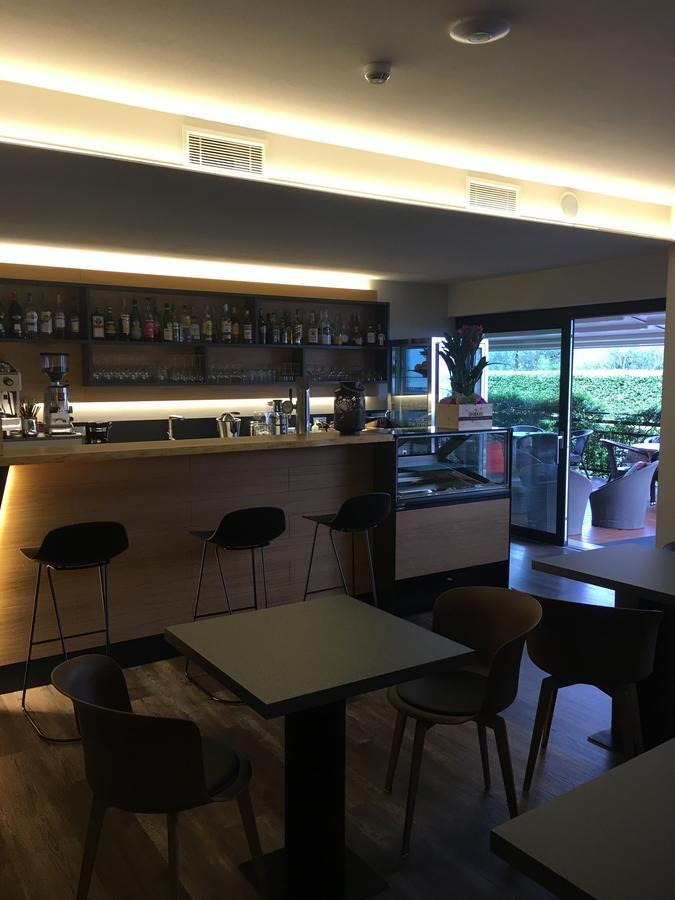 Hotel Anna 말세진느 외부 사진